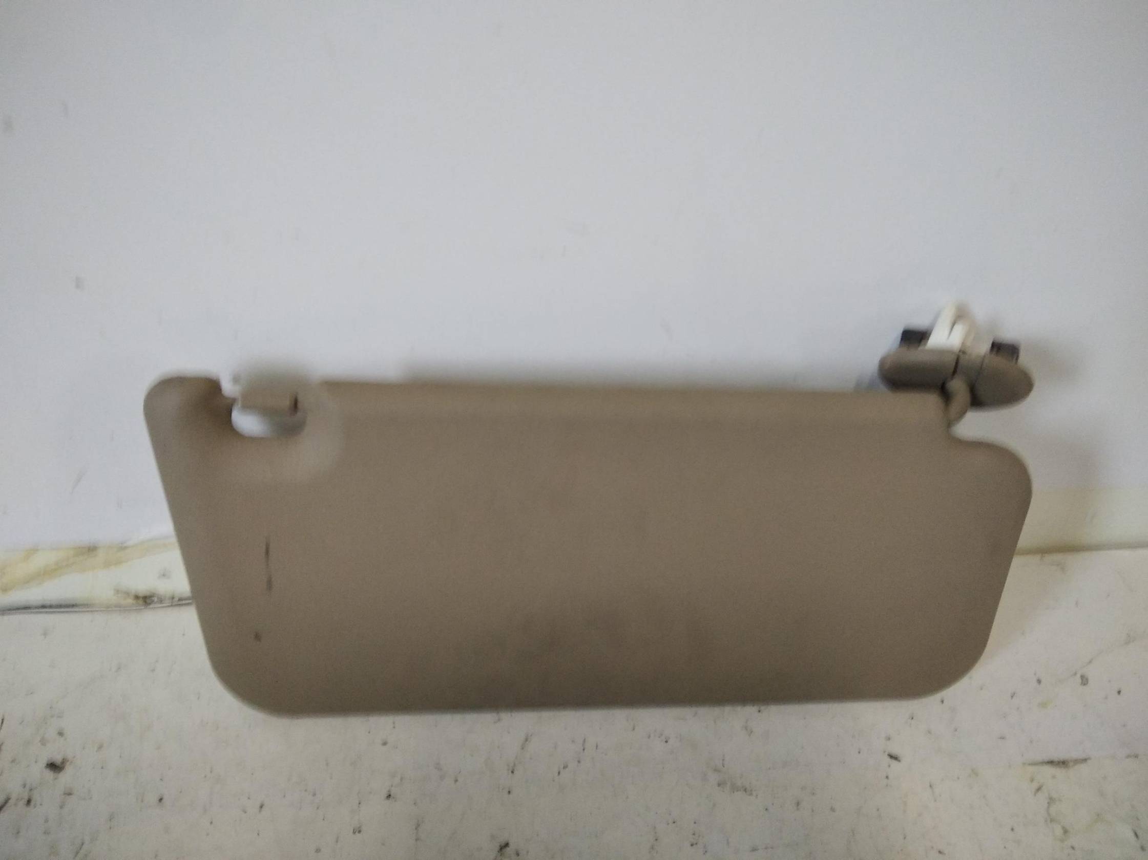 Aletta parasole parabrezza sx.